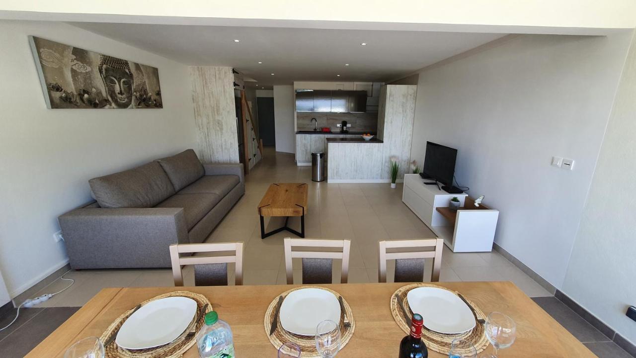 Pinel Superbe Appartement En Residence Vue Mer Cul de Sac ภายนอก รูปภาพ